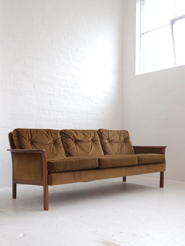Broderna Anderssons Rosewood Sofa