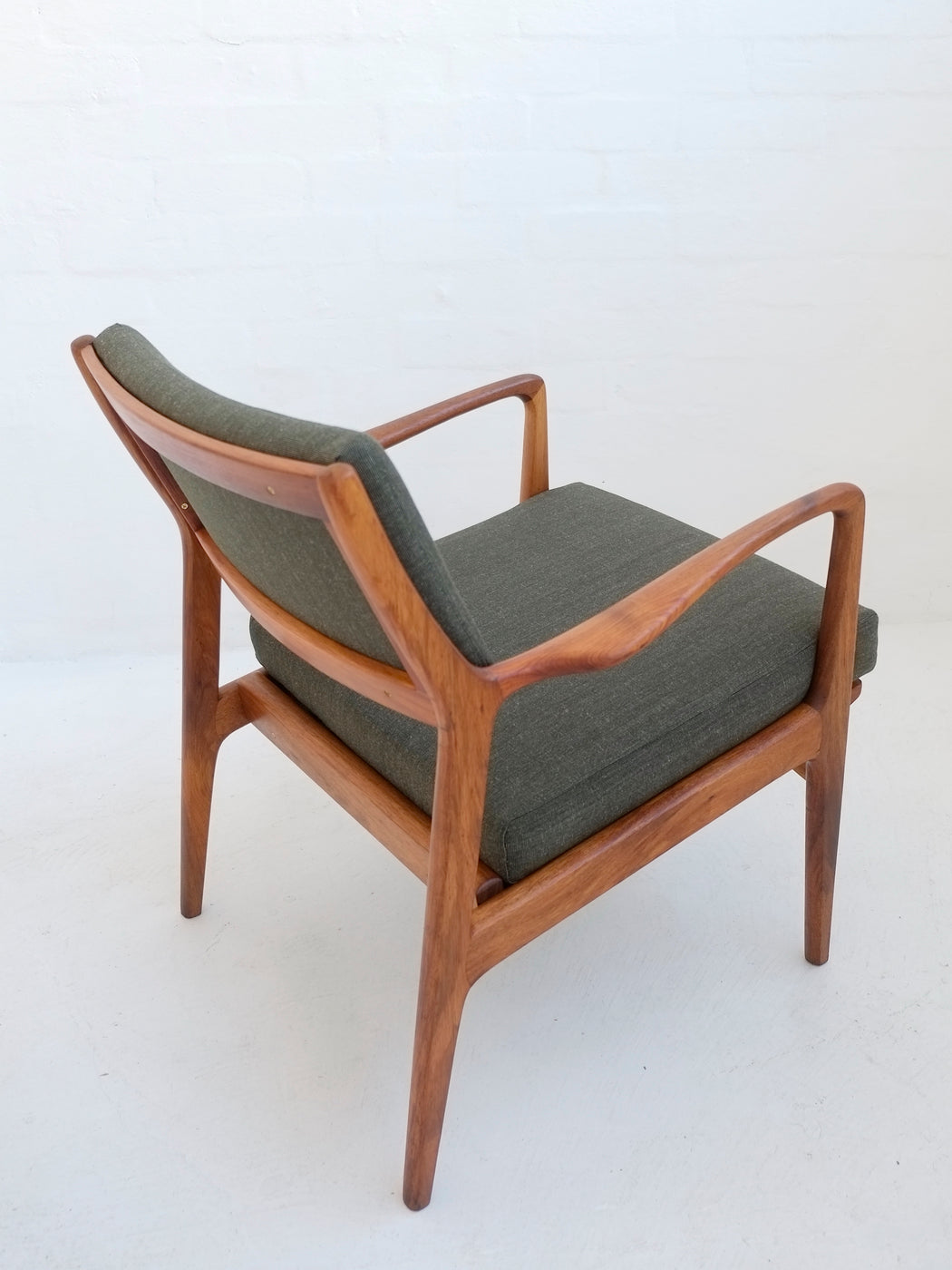 Blackwood Easy Chair