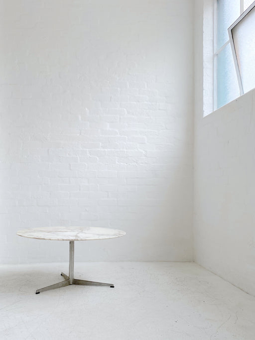 Arne Jacobsen 'Model 3513' Table