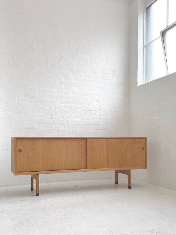 Hans J. Wegner 'RY26' Sideboard