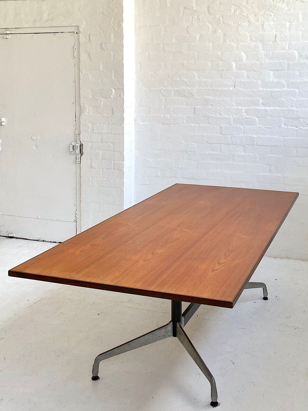 Eames Segment Base Table