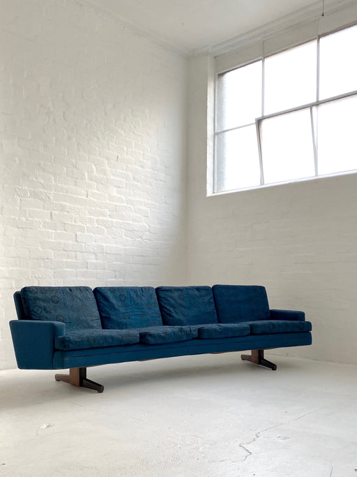 Fredrik Kayser 'Model 807' Sofa