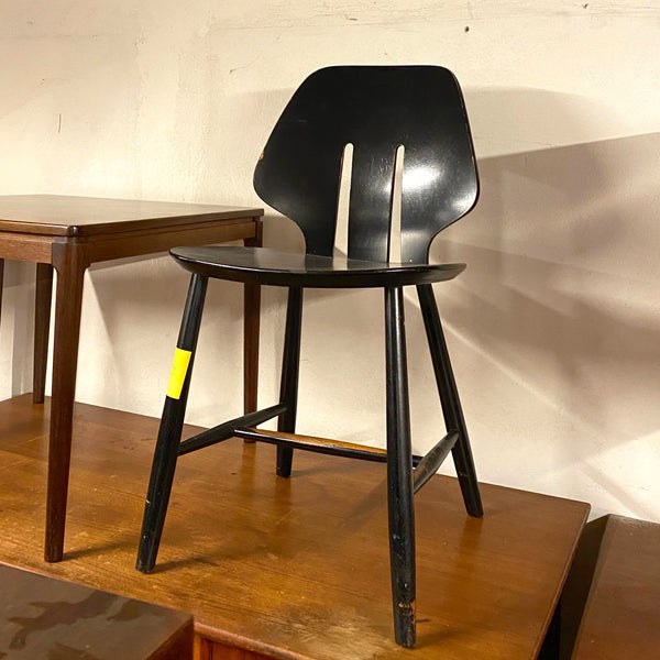 Ejvind Johansson 'Model J67' Chair